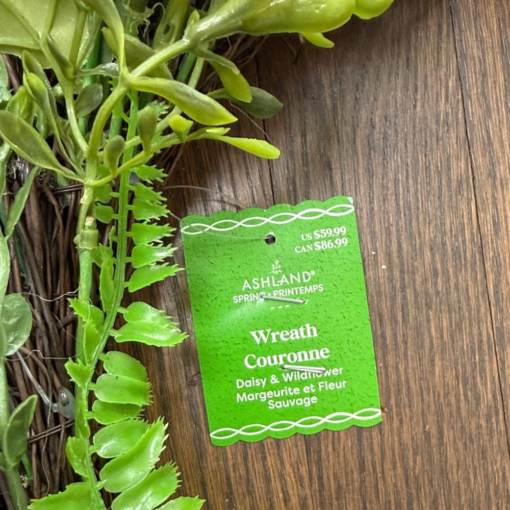 NEW spring wreath - Picture 2 of 4